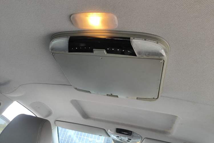 Used Mercedes-Benz Vito  Headliner