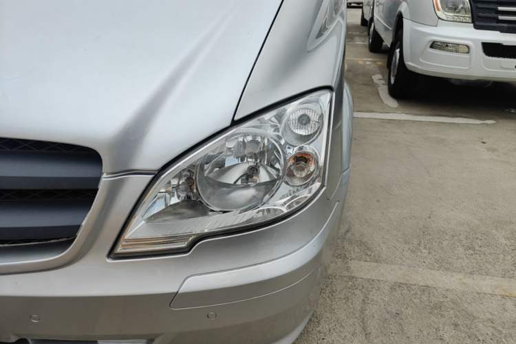 Used Mercedes-Benz Vito  Left Front Headlight