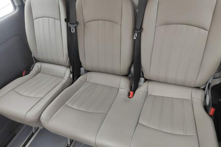 Used Mercedes-Benz Vito  Left Rear Seat