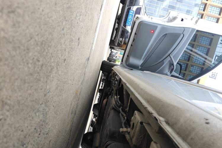 Used Mercedes-Benz Vito  Left Side Sill