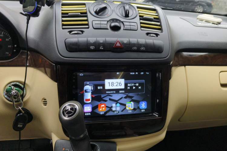 Used Mercedes-Benz Vito  Audio And AC Panel