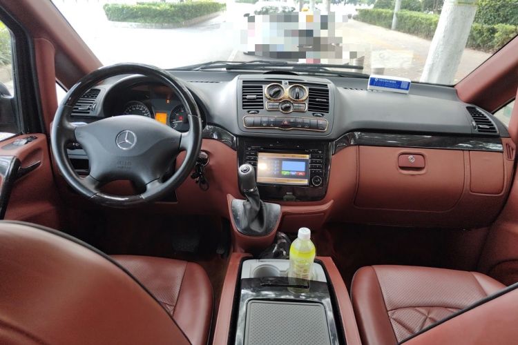 Used Mercedes-Benz Vito  Center Console