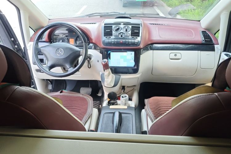 Used Mercedes-Benz Vito  Center Console