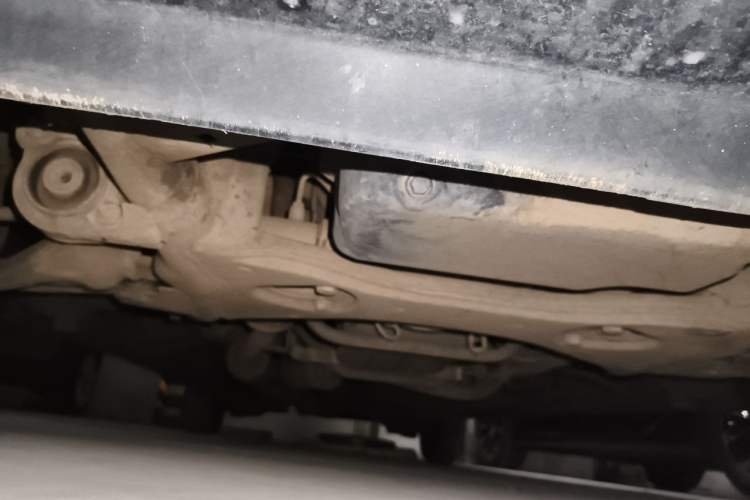 Used Mercedes-Benz Vito 2013 3.0L Business Edition Chassis Front