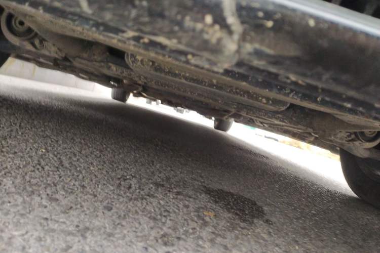 Used Mercedes-Benz Vito 2013 3.0L Business Edition Chassis Front