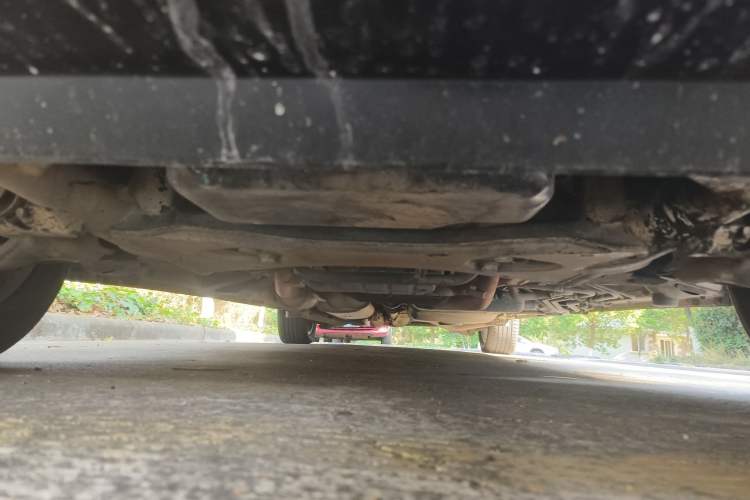 Used Mercedes-Benz Vito 2013 3.0L Elite Edition Chassis Front