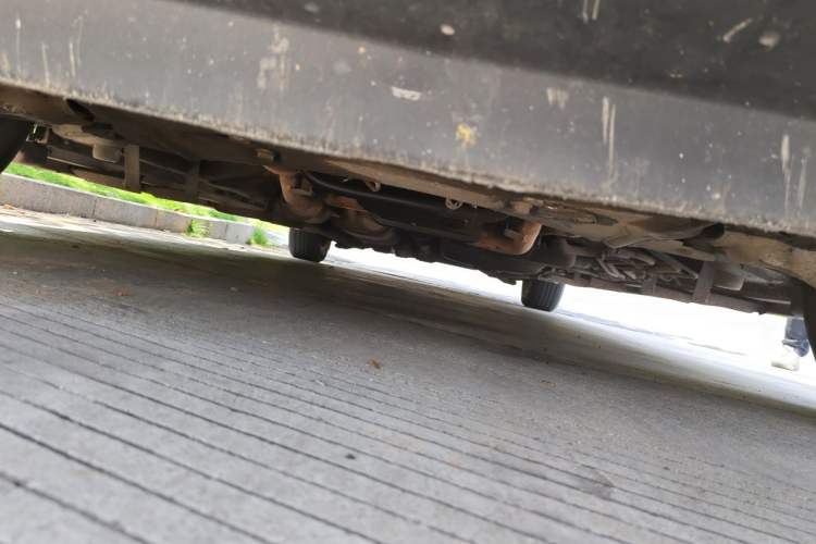 Used Mercedes-Benz Vito 2013 3.0L Elite Edition Chassis Front