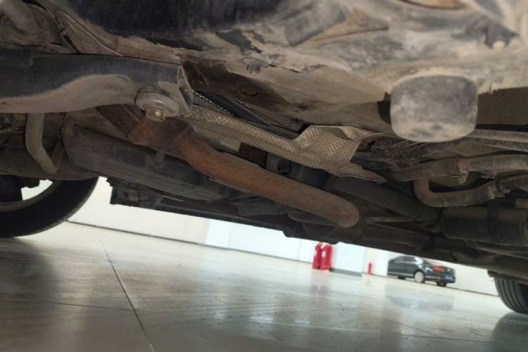 Used Mercedes-Benz Vito 2013 3.0L Elite Edition Chassis Front Left