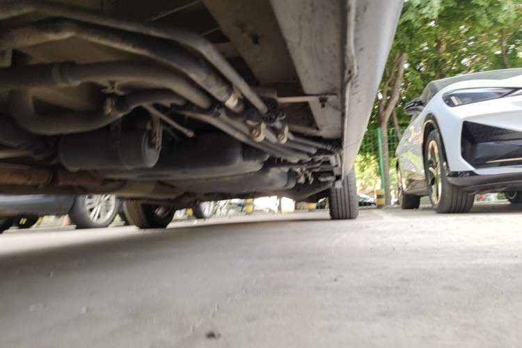 Used Mercedes-Benz Vito 2013 3.0L Elite Edition Chassis Front Left