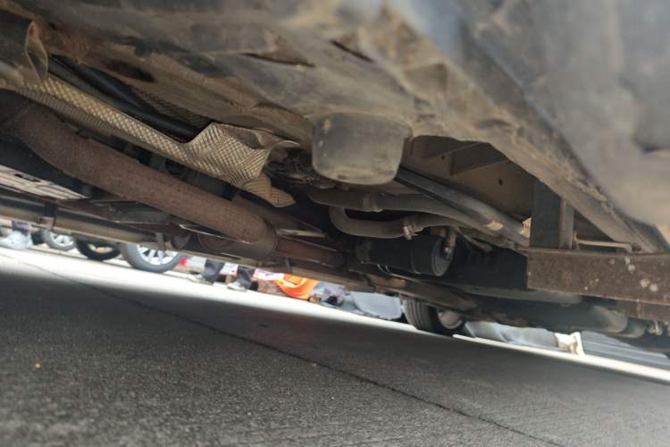 Used Mercedes-Benz Vito 2013 3.0L Elite Edition Chassis Front Left