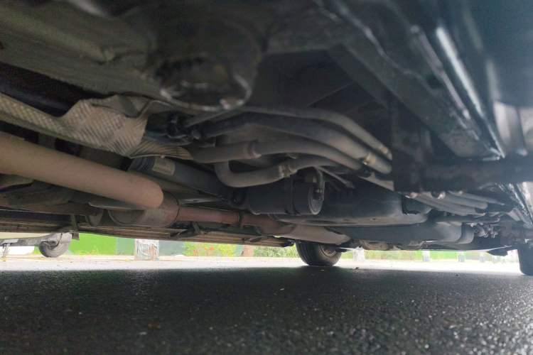 Used Mercedes-Benz Vito 2013 3.0L Elite Edition Chassis Front Left