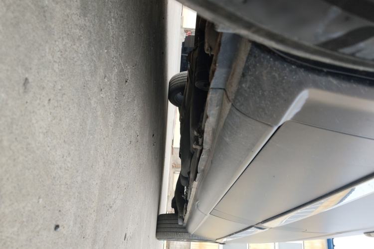 Used Mercedes-Benz Vito 2013 3.0L Elite Edition Chassis Front Left