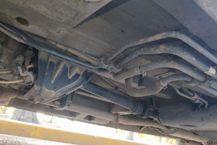 Used Mercedes-Benz Vito 2013 2.1T Elite Edition Chassis Front Left