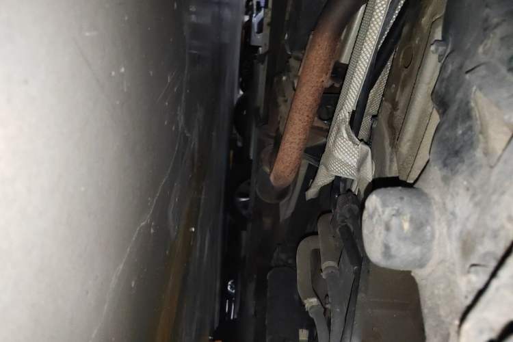 Used Mercedes-Benz Vito 2013 3.0L Elite Edition Chassis Front Left