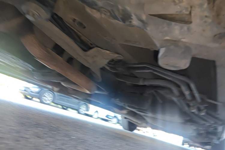 Used Mercedes-Benz Vito 2013 3.0L Elite Edition Chassis Front Left
