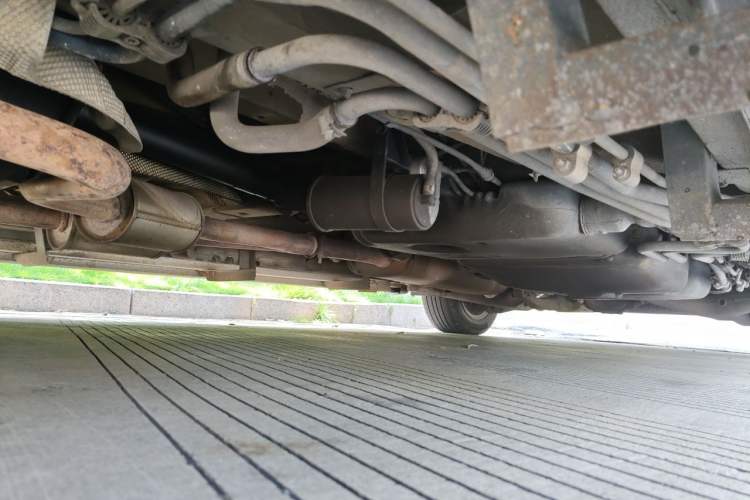 Used Mercedes-Benz Vito 2013 3.0L Elite Edition Chassis Front Left