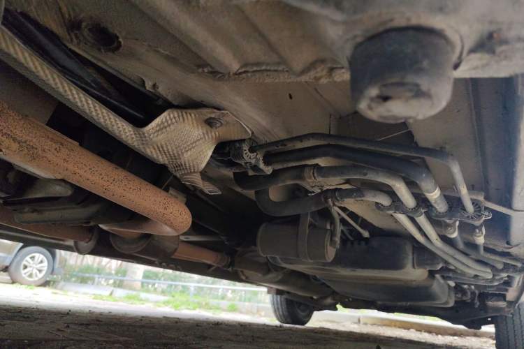 Used Mercedes-Benz Vito 2013 3.0L Business Edition Chassis Front Left
