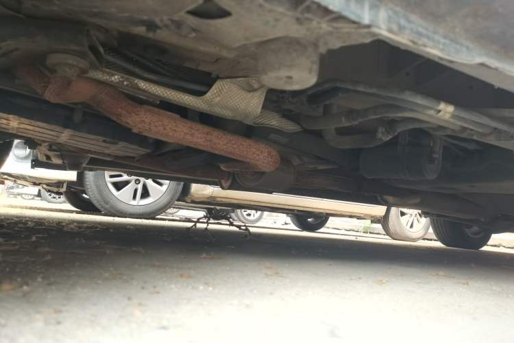 Used Mercedes-Benz Vito 2013 3.0L Elite Edition Chassis Front Left