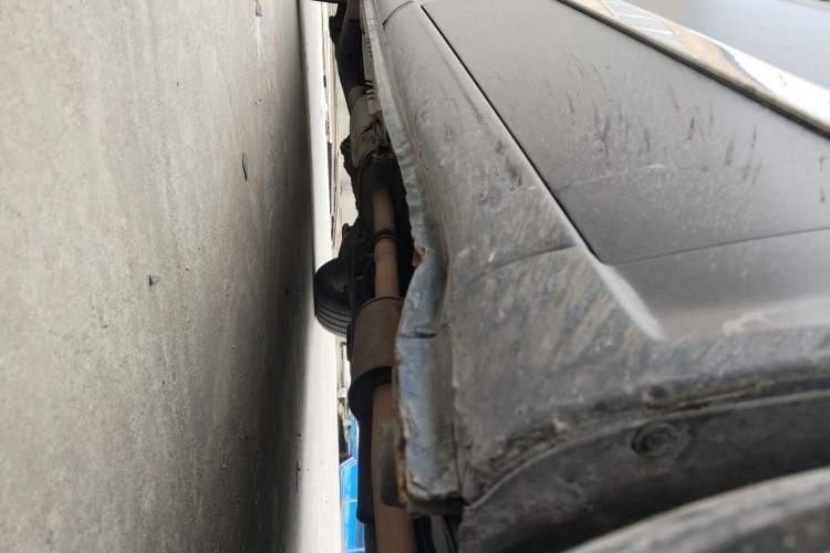 Used Mercedes-Benz Vito 2013 3.0L Elite Edition Chassis Front Right