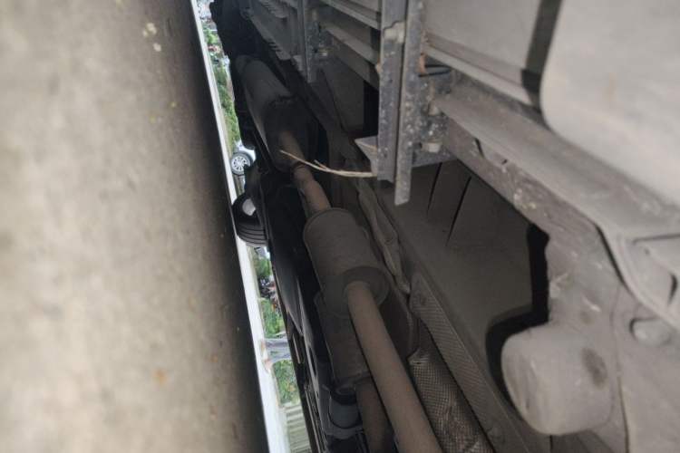 Used Mercedes-Benz Vito 2013 3.0L Elite Edition Chassis Front Right