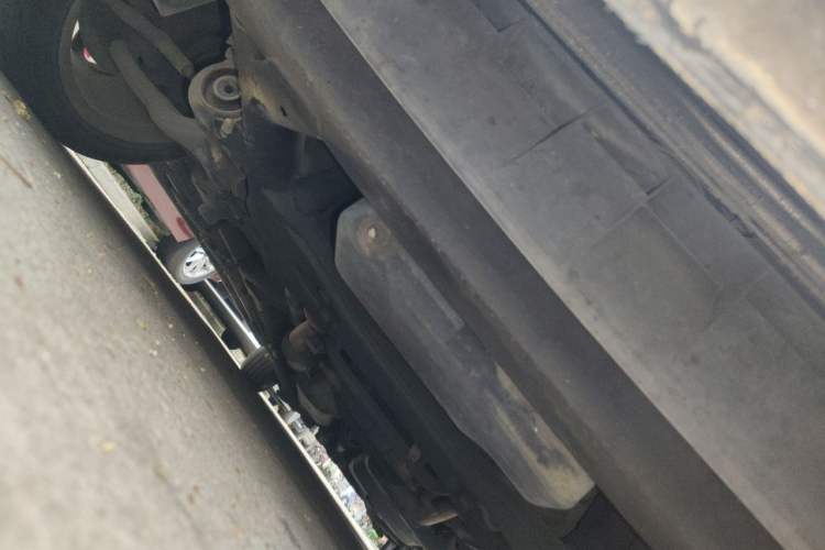 Used Mercedes-Benz Vito 2013 3.0L Elite Edition Chassis Front