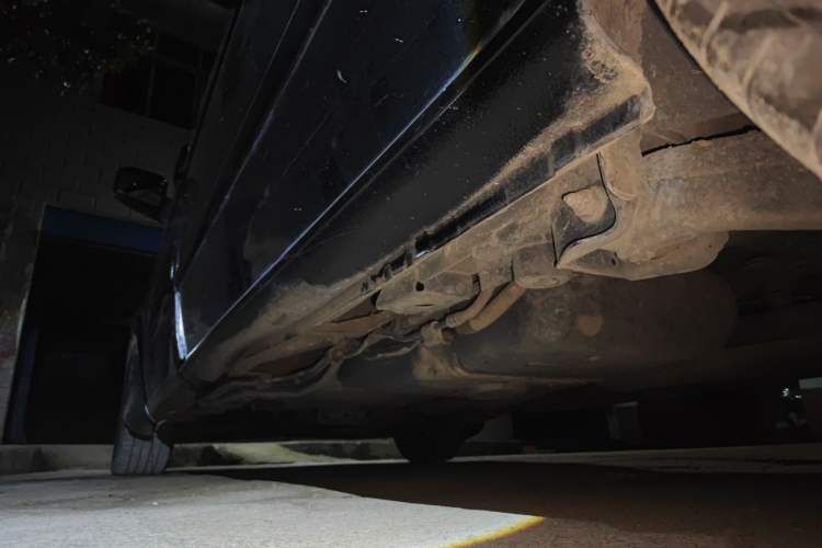 Used Mercedes-Benz Vito 2013 2.1T Elite Edition Chassis Rear Left