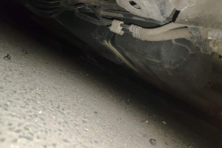 Used Mercedes-Benz Vito 2013 3.0L Elite Edition Chassis Rear Left