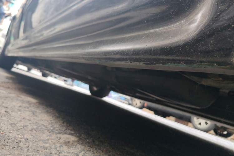 Used Mercedes-Benz Vito 2013 3.0L Elite Edition Chassis Rear Left