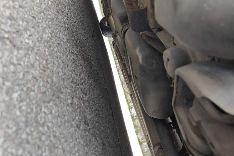 Used Mercedes-Benz Vito 2013 3.0L Business Edition Chassis Rear Left