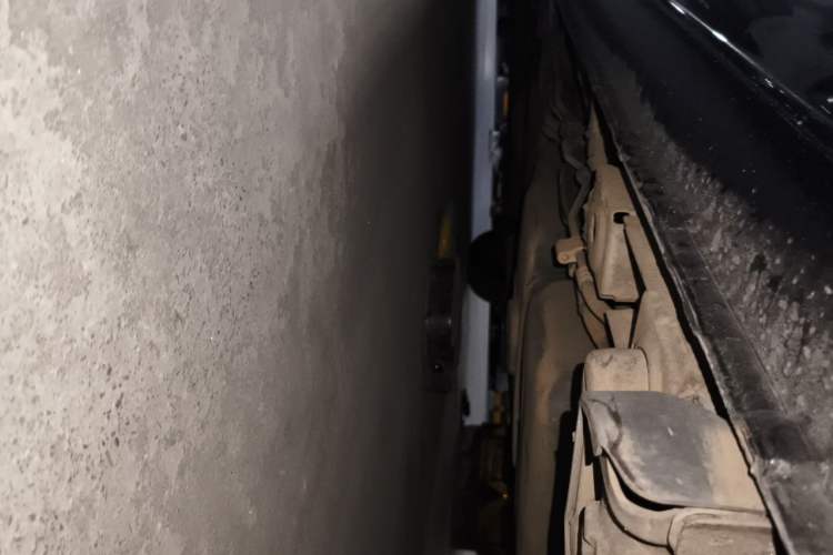 Used Mercedes-Benz Vito 2013 3.0L Business Edition Chassis Rear Left