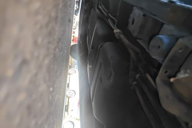 Used Mercedes-Benz Vito 2013 3.0L Elite Edition Chassis Rear Left