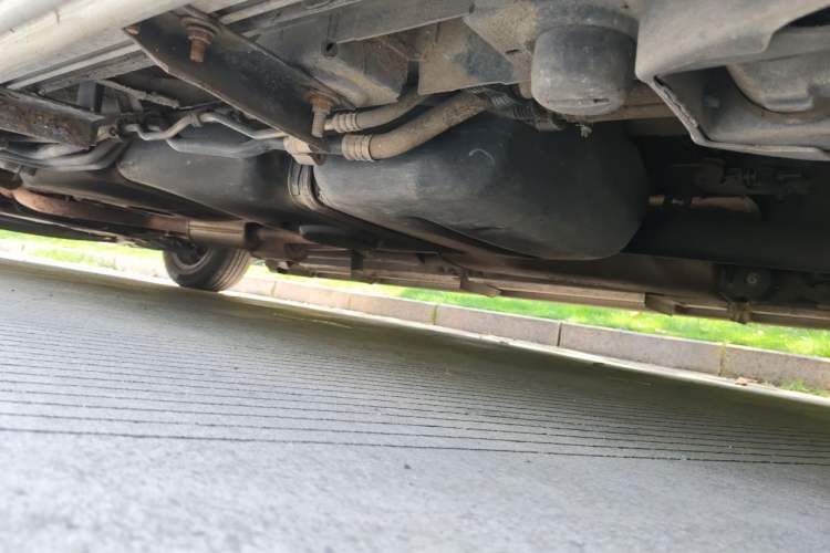 Used Mercedes-Benz Vito 2013 3.0L Elite Edition Chassis Rear Left
