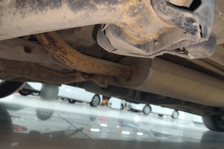 Used Mercedes-Benz Vito 2013 3.0L Elite Edition Chassis Rear Right