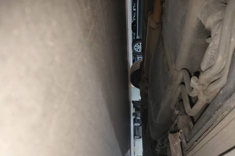 Used Mercedes-Benz Vito 2013 3.0L Elite Edition Chassis Rear Right