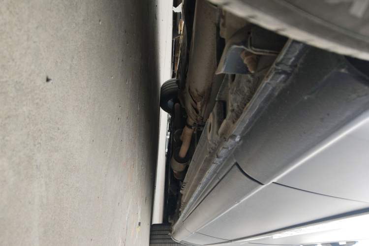 Used Mercedes-Benz Vito 2013 3.0L Elite Edition Chassis Rear Right
