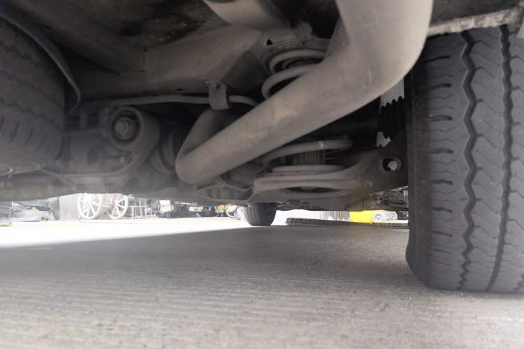 Used Mercedes-Benz Vito 2013 2.1T Elite Edition Chassis Rear Right