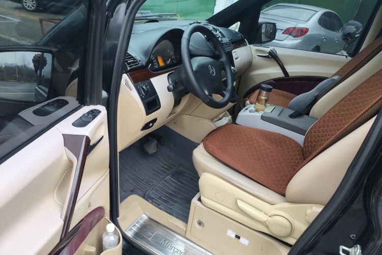Used Mercedes-Benz Vito 2013 3.0L Elite Edition Driver Seat
