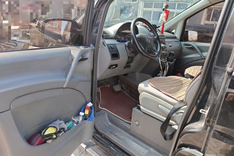 Used Mercedes-Benz Vito 2013 3.0L Elite Edition Driver Seat