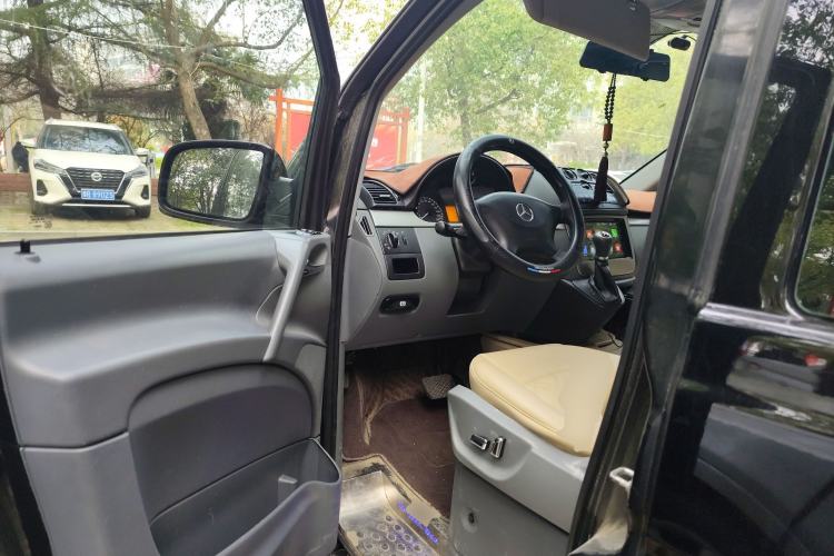 Used Mercedes-Benz Vito 2013 3.0L Business Edition Driver Seat