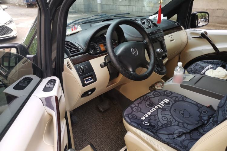 Used Mercedes-Benz Vito 2013 3.0L Elite Edition Driver Seat