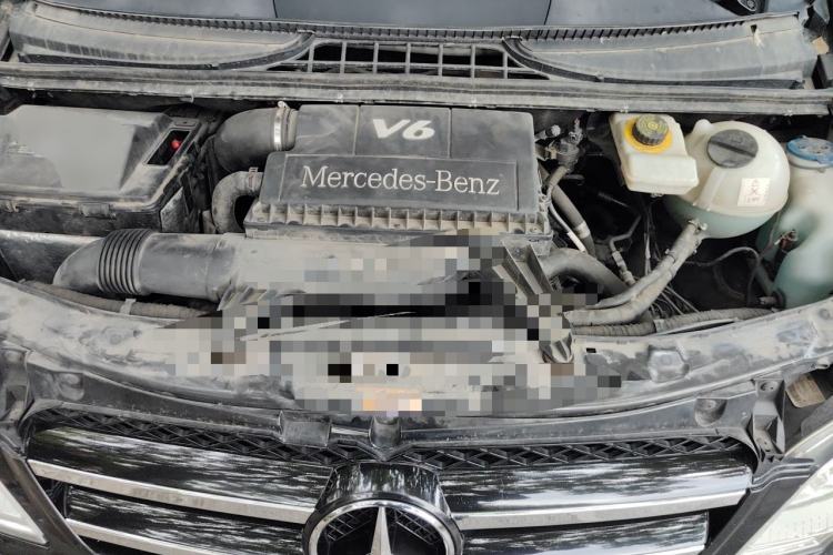 Used Mercedes-Benz Vito  Engine Bay