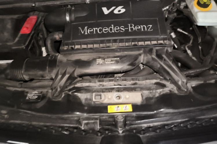 Used Mercedes-Benz Vito 2013 3.0L Business Edition Engine Bay
