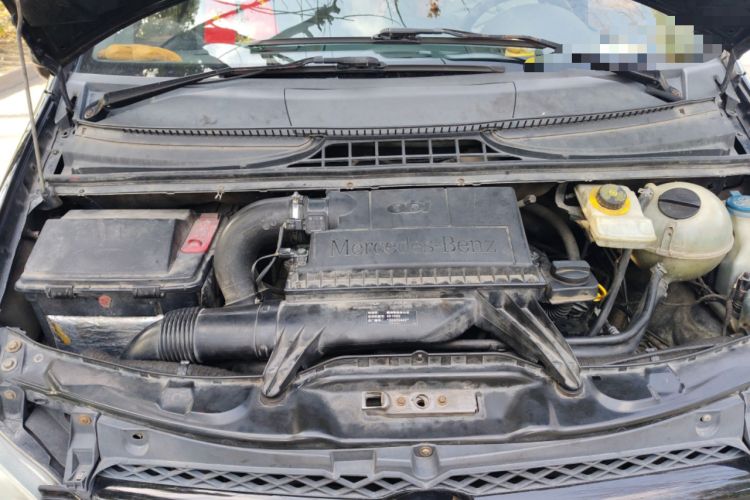 Used Mercedes-Benz Vito 2013 2.1T Elite Edition Engine Bay