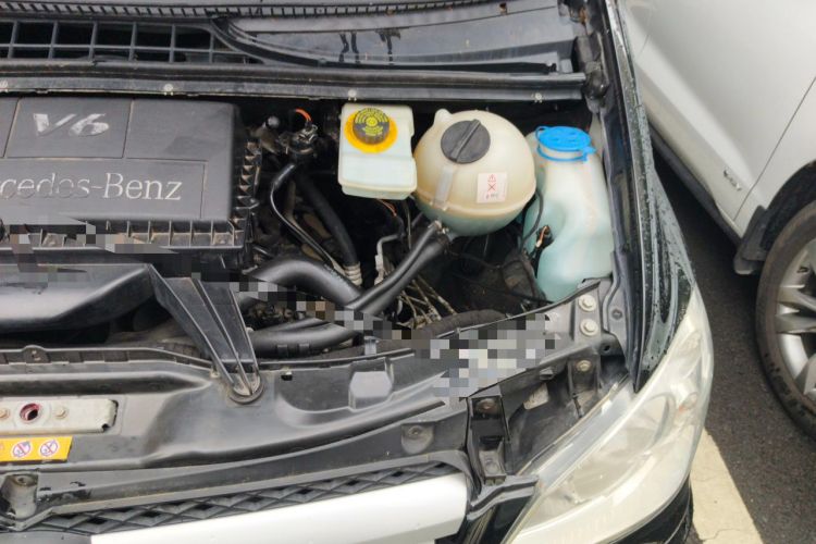 Used Mercedes-Benz Vito  Engine Bay Left