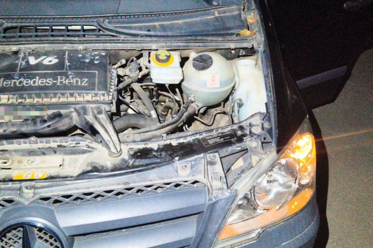Used Mercedes-Benz Vito 2013 3.0L Elite Edition Engine Bay Left