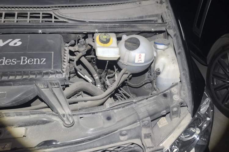 Used Mercedes-Benz Vito  Engine Bay Left