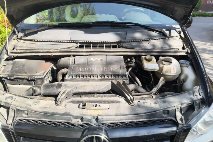 Used Mercedes-Benz Vito 2013 3.0L Elite Edition Engine Bay