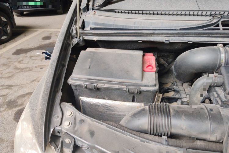 Used Mercedes-Benz Vito 2013 3.0L Elite Edition Engine Bay Right