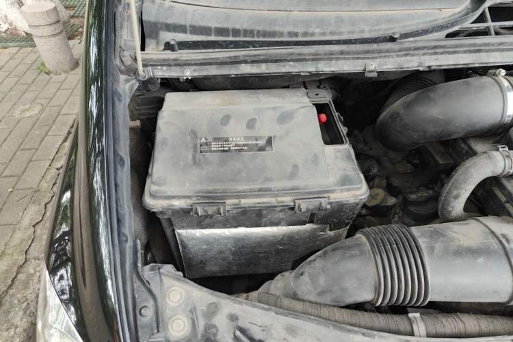 Used Mercedes-Benz Vito  Engine Bay Right