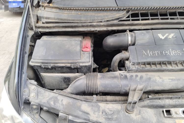 Used Mercedes-Benz Vito 2013 3.0L Elite Edition Engine Bay Right
